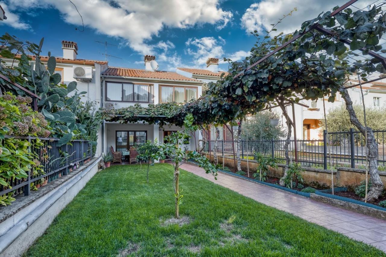 Apartment Lucijan Пореч Экстерьер фото