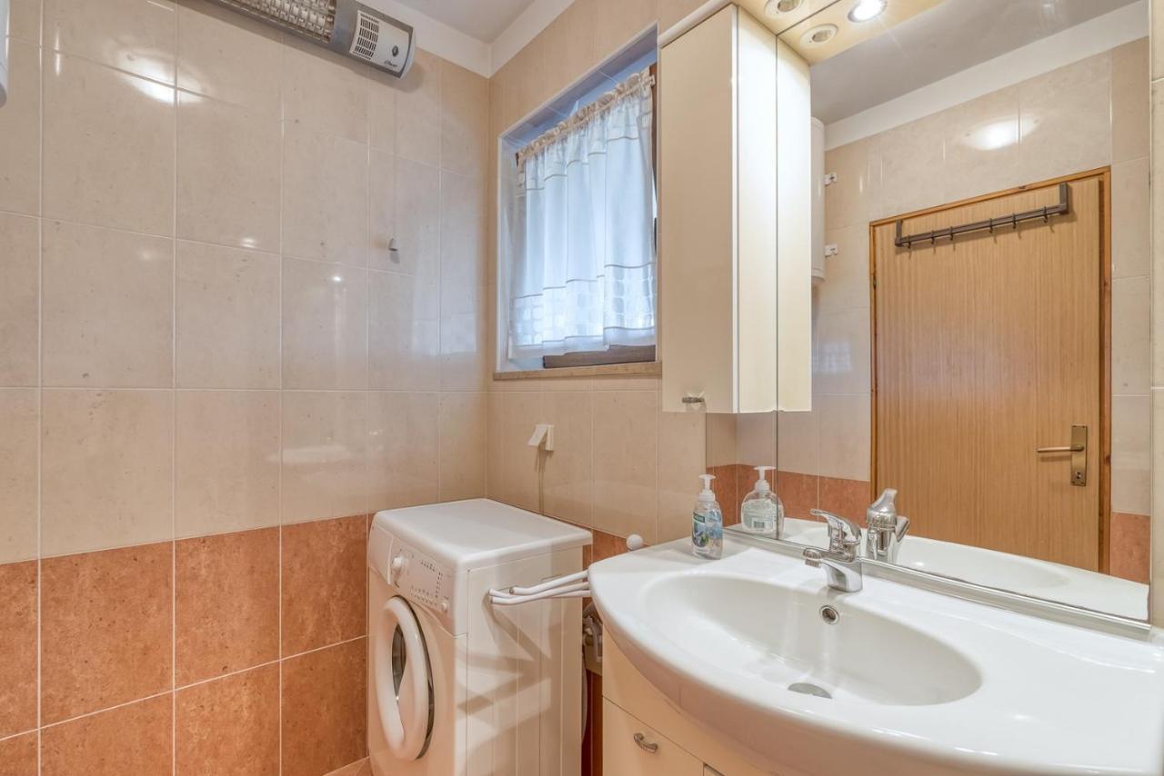 Apartment Lucijan Пореч Экстерьер фото